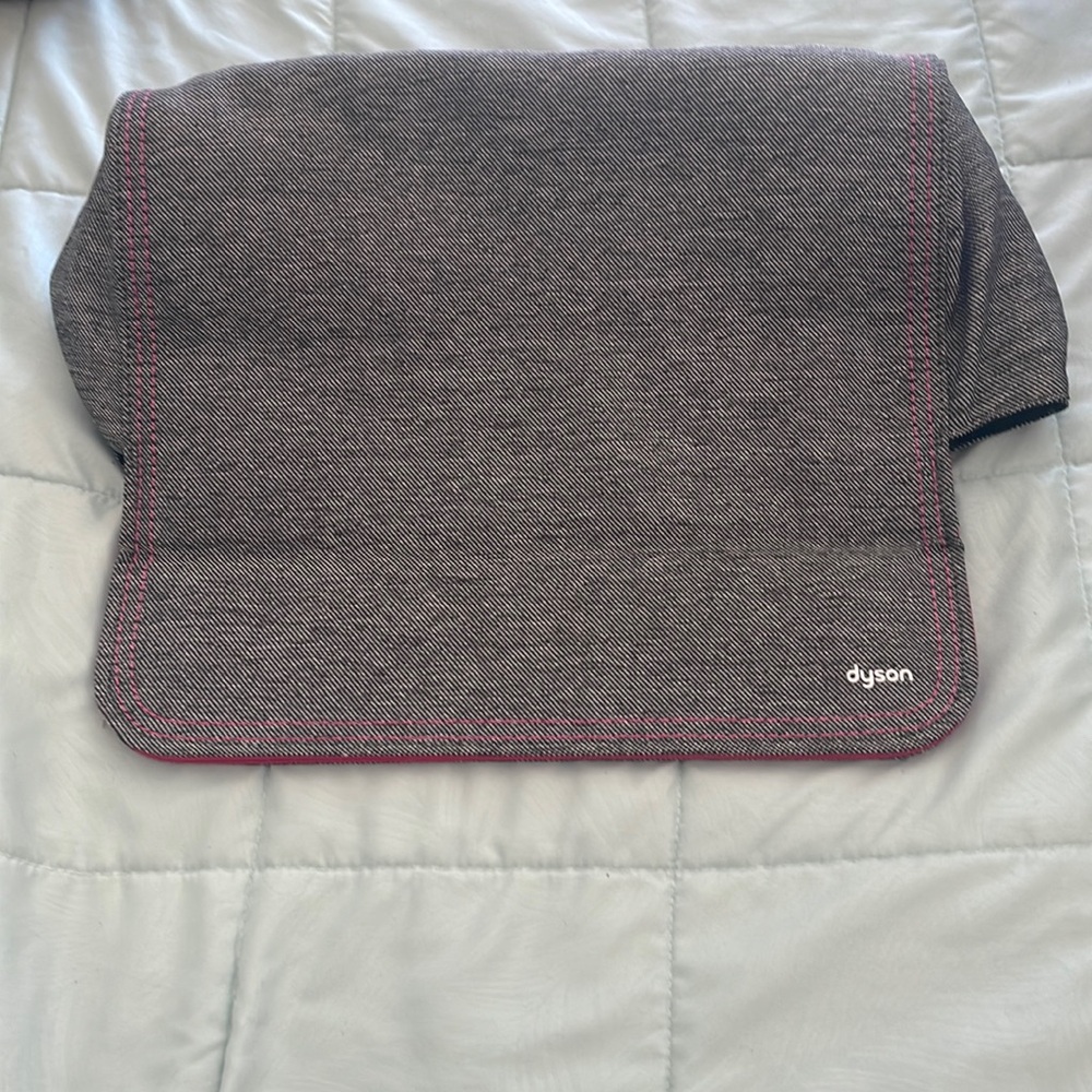 DYSON STORAGE TRAVEL BAG FOR SUPERSONIC AIR WRAP MULTI-STYLER IN GREY-FUSHIA